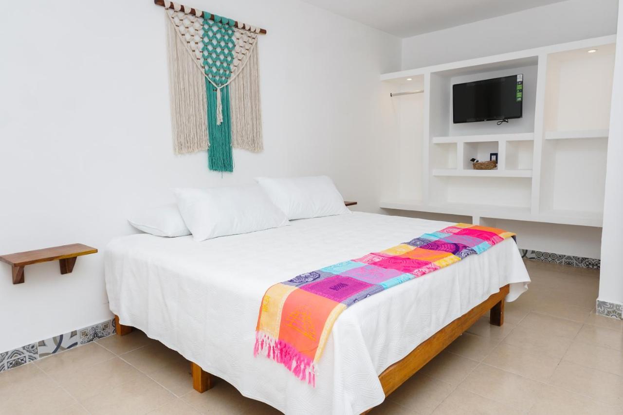 Hôtel Linda Vecindad Playa Del Carmen Extérieur photo